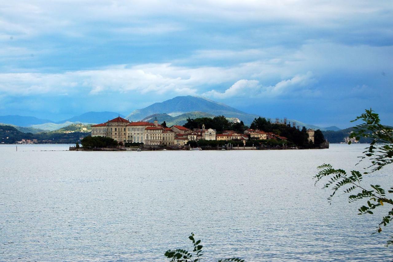 Baveno Hills | Lakeview Apartments Экстерьер фото